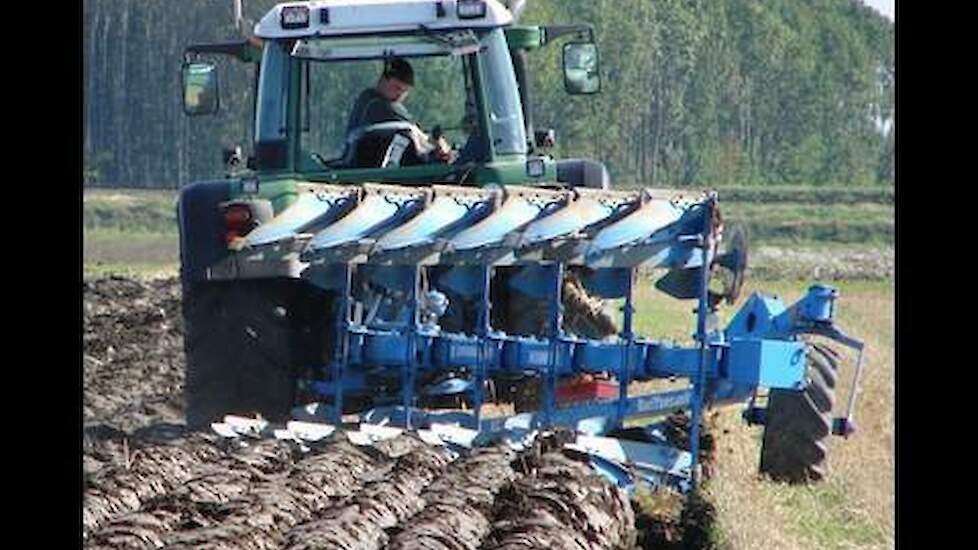 Fendt met Lemken VariTransanit 8 Trekkerweb