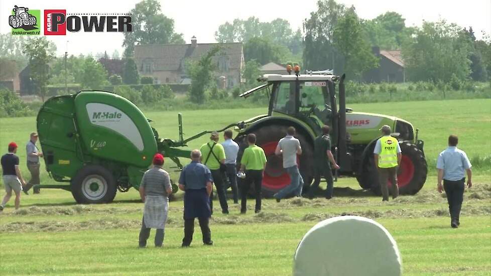 Balen persen op Graslanddemo 2012 - deel 2