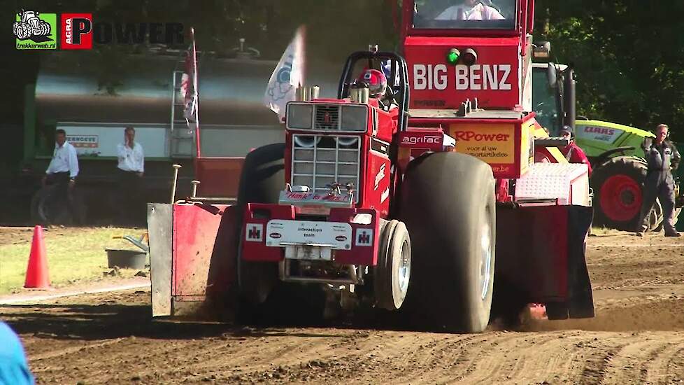 NTTO Grand National 2 - Tractorpulling Didam 2012