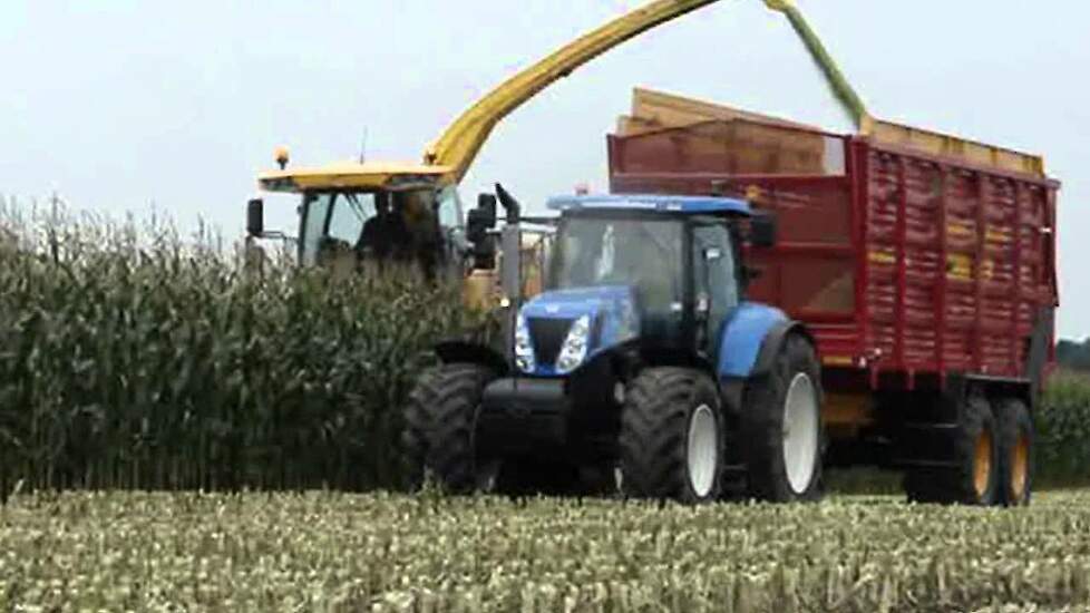 New Holland FR 9060 maishakselen Trekkerweb