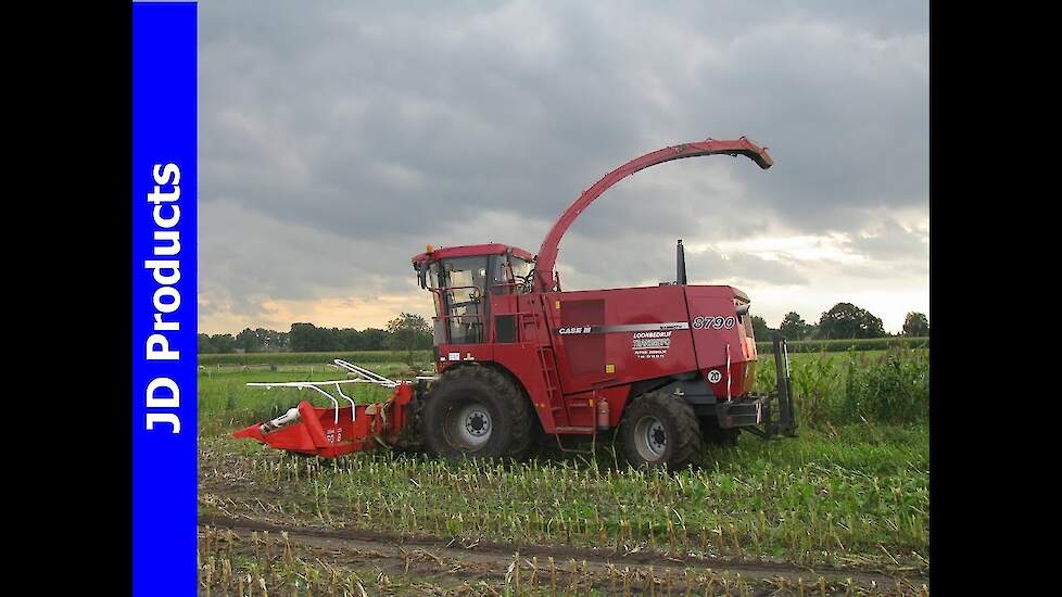 Case Mammoth 8790/modderen/maishakselen/mud/harvesting maize/2012/The Netherlands/Transmefo Putten