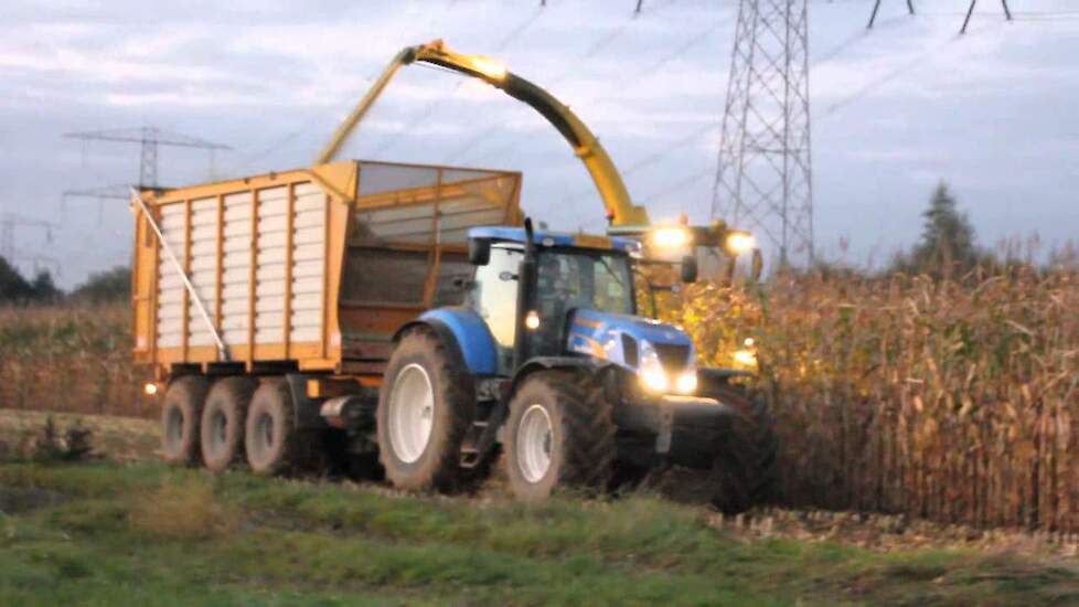 John Deere 7450I Maas BV Kessel - Trekkerweb.nl maishakselen Maishäckseln 2012 corn harvest