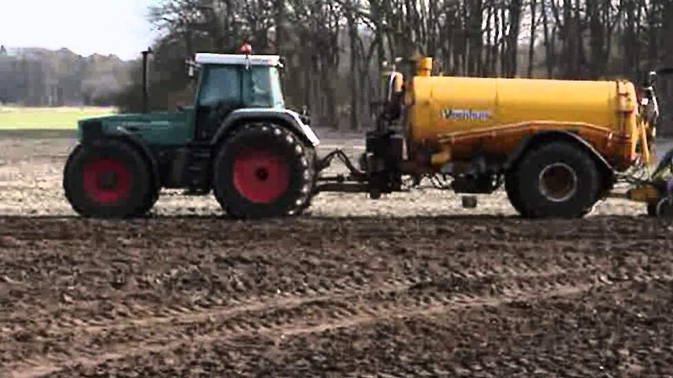 Fendt aan het bouwland injecteren - Trekkerweb