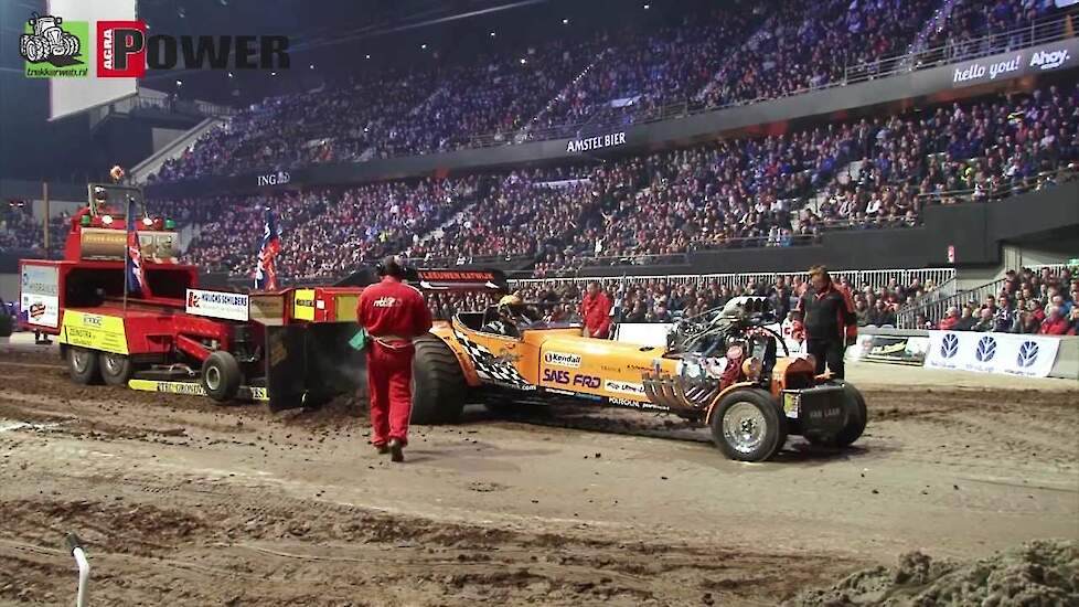 Two wheel drives - European Superpull Ahoy 2013
