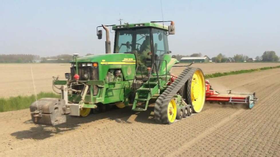 John Deere 8410T rijpadenteelt Trekkerweb.nl