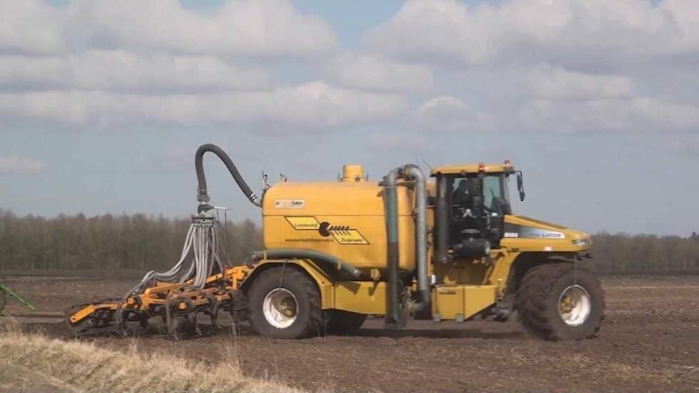 Challenger Terra Gator 8133 Zeijerveld - Trekkerweb.nl