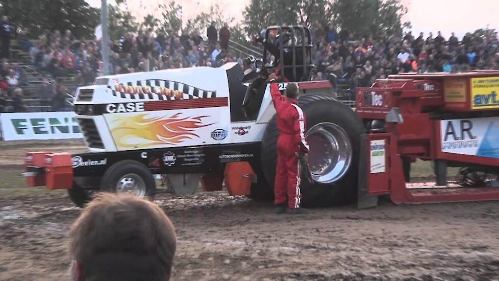 Impressie Beachpull tractorpulling wedstrijden Trekkerweb