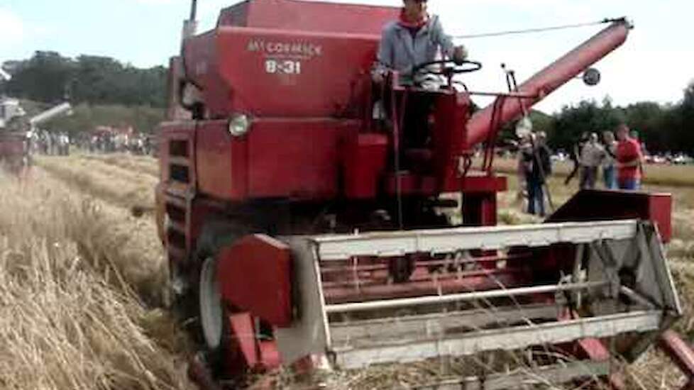 Claas Deutz fahr MC Cormick Trekkerweb