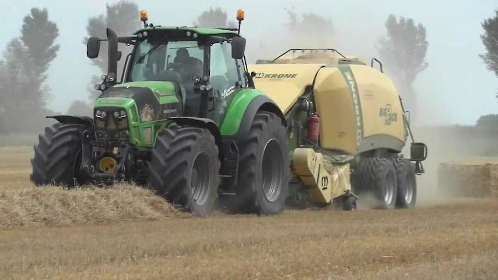 KRONE BiG PAck PreChop voor gehakseld stro Trekkerweb