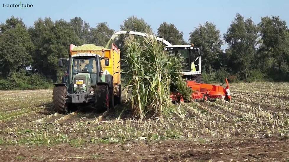 Super snel maishakselen !!!! Trekkerweb Loonbedrijf van Hal