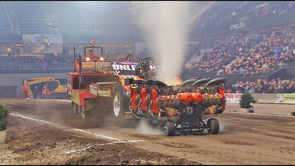 Heavy Modifieds - European Superpull Ahoy 2013