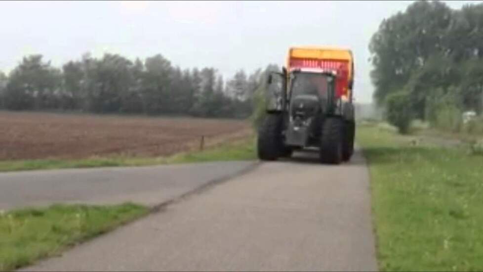 Aflevering 3-assige Rapide 8400 - Trekkerweb.nl