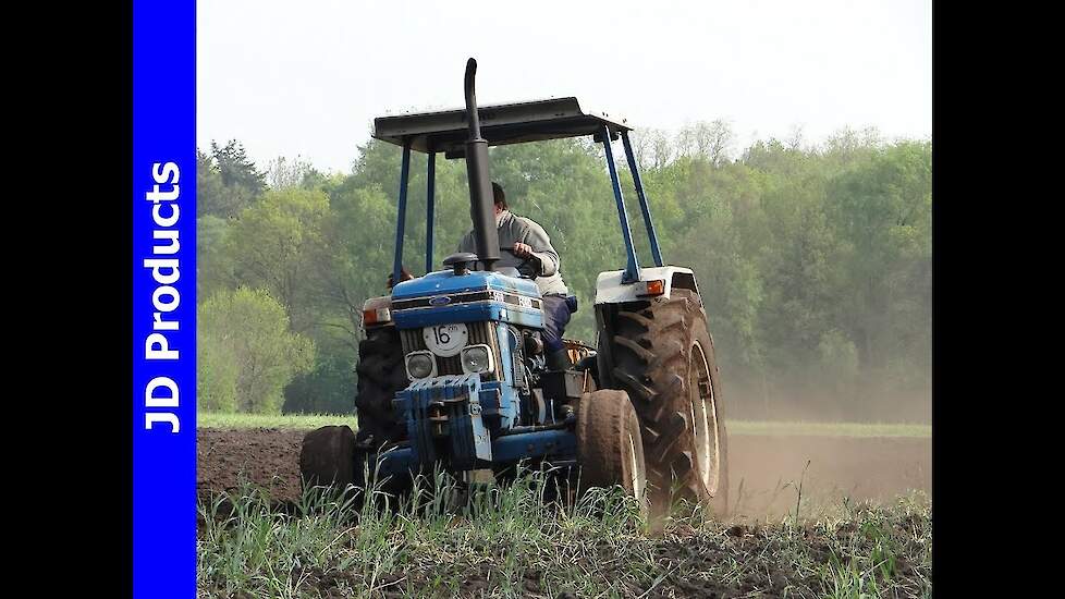 Ford 5610/ Ploegen/ Ploughing/ Hulshorst/ 2014/ The Netherlands
