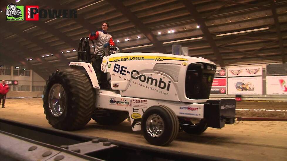 tractorpulling zwolle indoor 2013 succes incredible deere