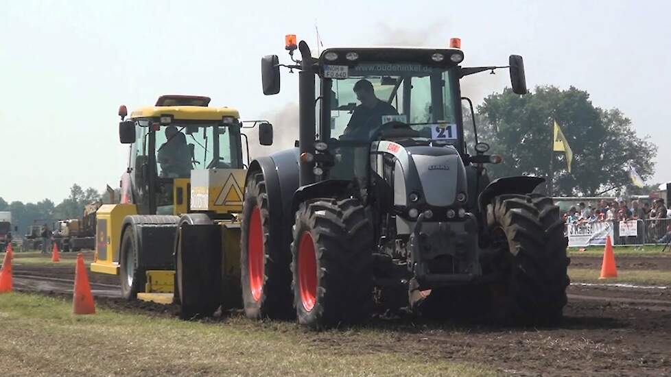 Eerste beelden Trekkerslep Schoonebeek 2014 Trekkerweb