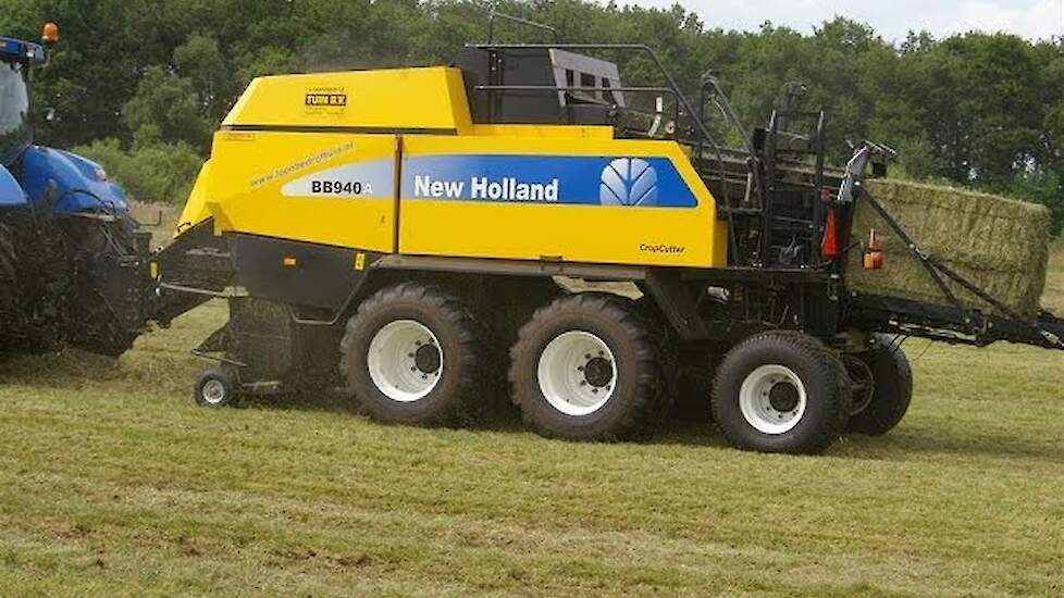 New Holland BB940A - Trekkerweb
