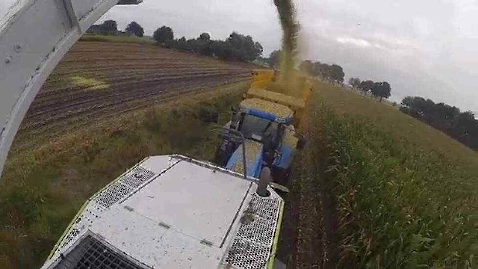 The sound of Corn harvest Trekkerweb