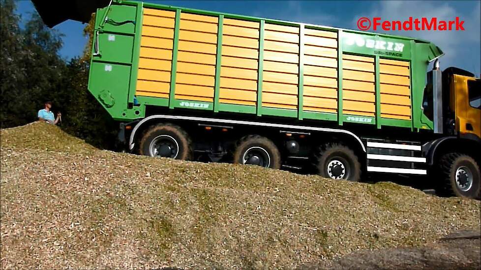 Kuypers Schinnen Ginaf 8x8 Met Joskin Silo-Space opbouw!
