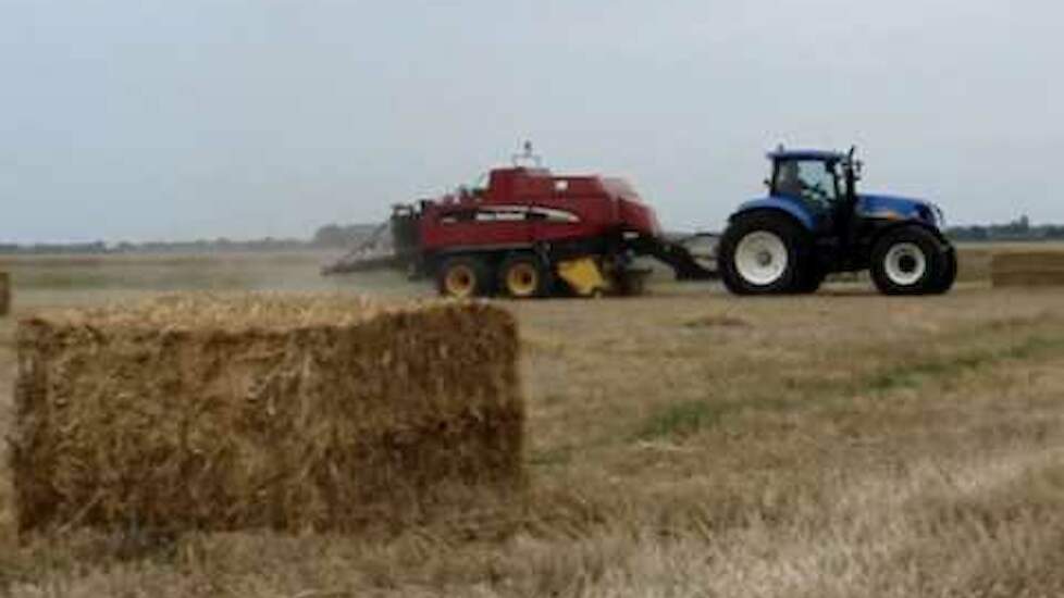 New Holland T7040 stropersen New Holland BB960A