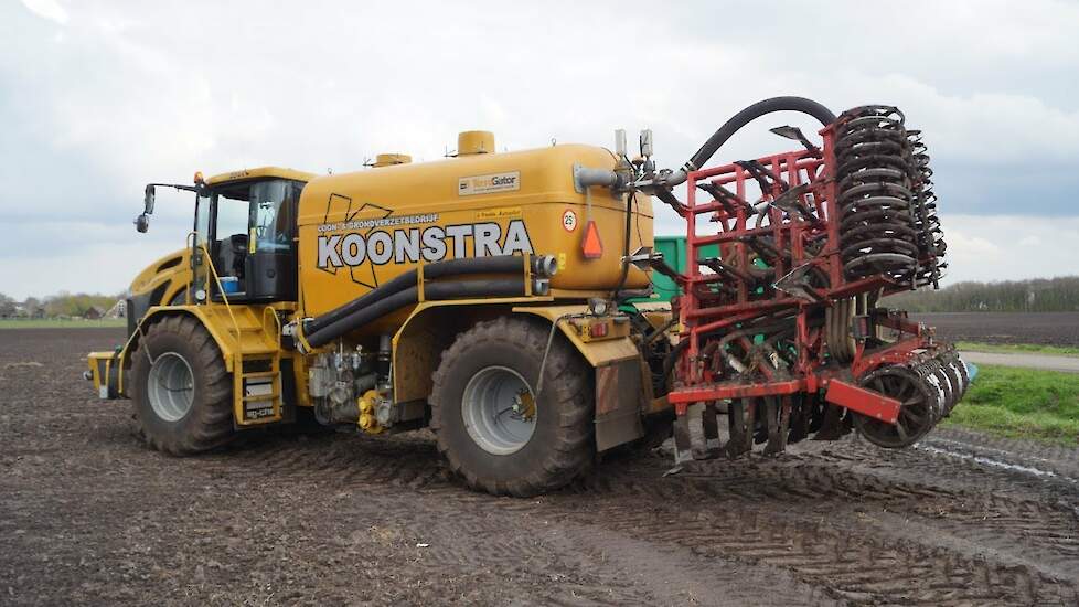 Challenger Terra Gator 2244 loonbedrijf Koonstra Trekkerweb