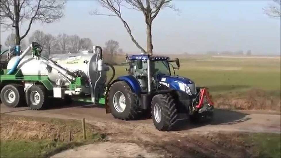 15 kuubs Roelama tank met 8 wielig tandem onderstel loonbedrijf vanB uit Blokzijl Trekkerweb