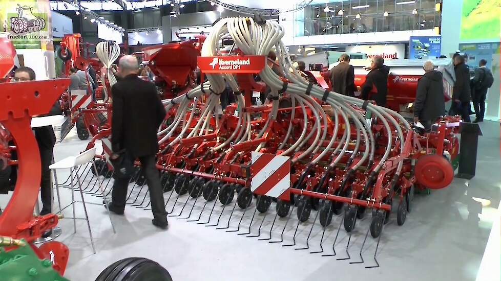 Grondbewerkingsmachines op de Sima Kuhn ,Lemken,Väderstad ,Amazone,Kverneland en meer