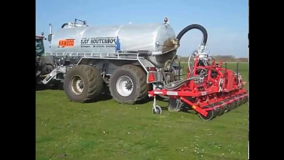 Afleveren en in het werk stellen KAWECO 16.000 vacuum tank Trekkerweb