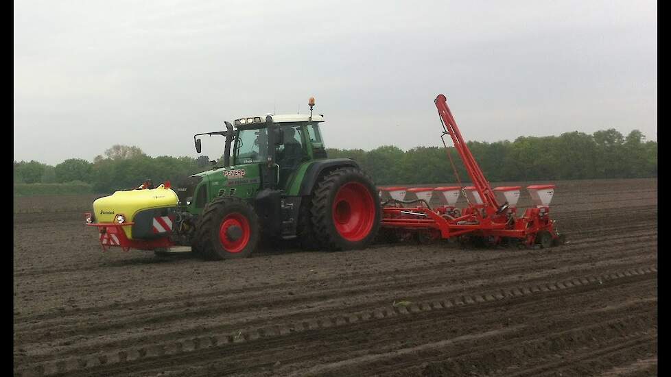 Kverneland Optima 9m PH bij Loonbedrijf Peters Odiliapeel Trekkerweb