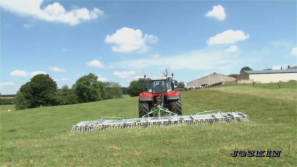 Joskin SCARIFLEX weidebeluchters,werkbreedte van 4,80 m tot 9,60 m Trekkerweb