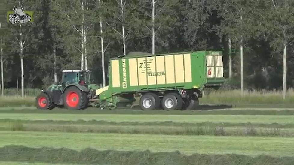 Snel oprapen Fendt 718 met KRONE ZX 450 GD Trekkerweb