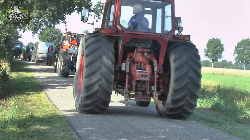 Intocht 16e Euregio Oldtimer Festival Megchelen Trekkerweb