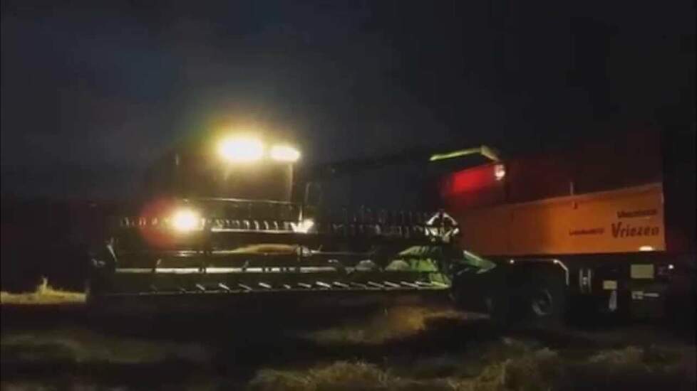 John Deere 9580 WTS combine Loonbedrijf Vriezen uit Braamt Trekkerweb