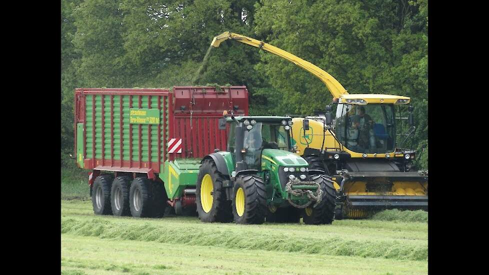 Loonbedrijf Jansen met nieuwe Strautmann Tera Vitesse Trekkerweb