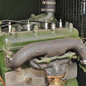 Het benzinemotortje van de Renault PE uit 1926. Dezelfde motor was ook te vinden in personenauto's en vrachtwagentjes van Renault.