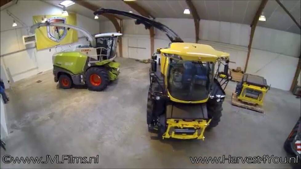 Opnames in de loods van Harvest 4 You Leverancier van oogstmachines Trekkerweb