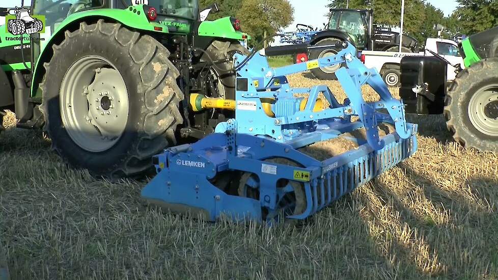 De Firma Lankhorst uit Duitsland vierde 45 jaar samenwerking met Lemken Trekkerweb