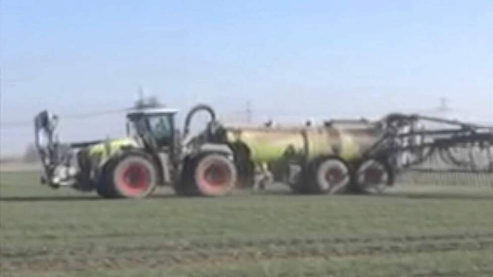 Claas Xerion 5000 met SGT 24.500 Tandem in 24 uur inzet Trekkerweb