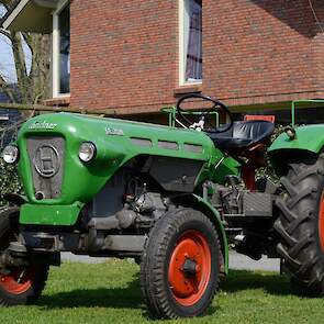 De Lindner BF 35N is met zijn 35pk de grootste van de vier Lindners.