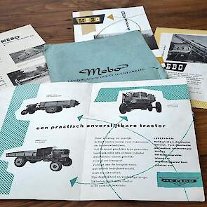 Dit zijn de enige overgebleven folders van de Mebo-trekkers en werktuigen. Schoorl kreeg ze van een dochter van Gerrit Meereboer.