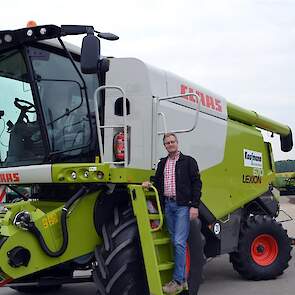 Long-standing LEXION customer: Contractor Burghard Kaufmann from the Osnabrück region with his new LEXION 670.