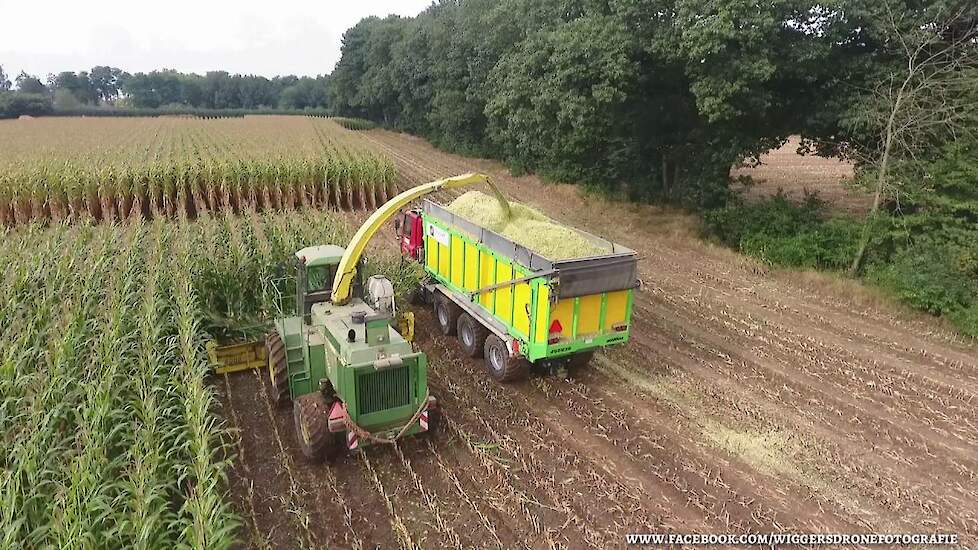 Tolkamp Agri service en Sevink agrarische dienstverlening  Ginaf Joskin maïshakselen Trekkerweb