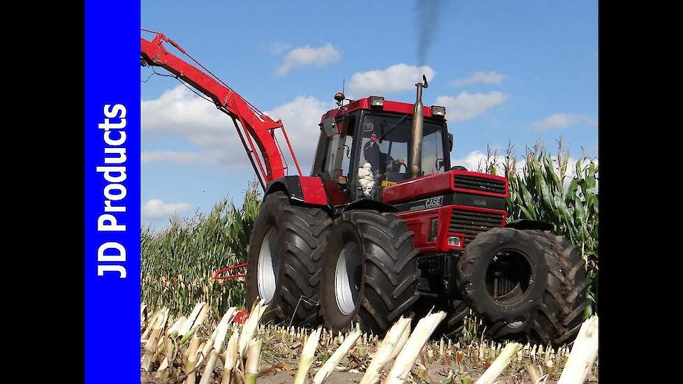 Mais/2016/Case International 1455XL/Harvesting maize/Maishäckseln/Maishaksel/Nunspeet
