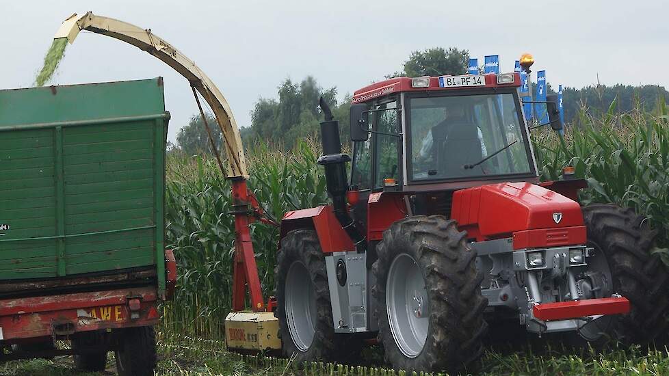 Maïshakselen Schlüter Eurotrac Krone Historischer Feldtag 2016 Treckerclub Nordhorn Duitsland