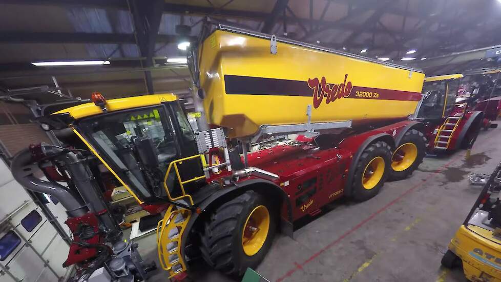 Een Vredo VT7028-3 bouwen in één minuut en 36 seconden! Trekkerweb