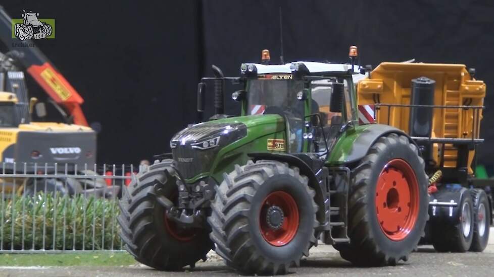 LCN miniaturen beurs in Zwolle 2015 ook de Fendt 1050 daar aanwezig Trekkerweb