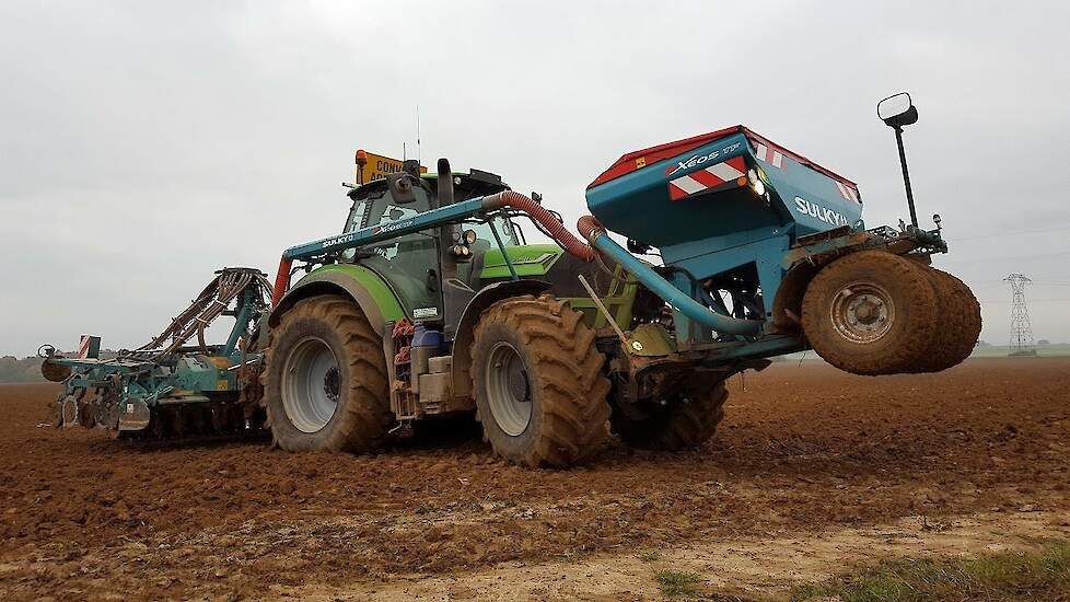 Deutz-Fahr 7250TTV Sulky zaaicombi Agribumper Trekkerweb