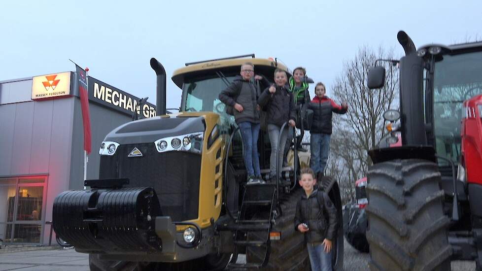 Mechangroep Wintershow Valtra Fendt Massey Ferguson Challenger Fella Trekkerweb