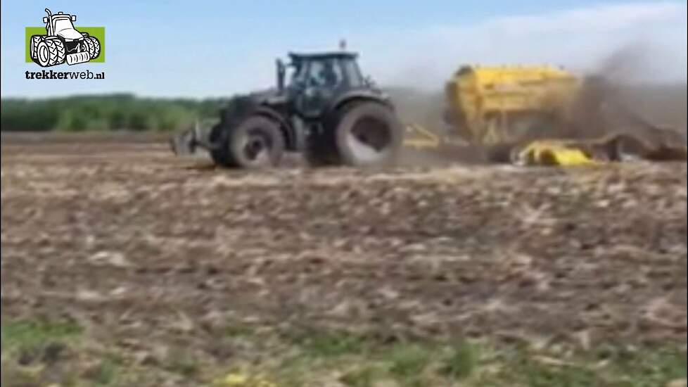 Zaaien in Alberta 2016 met Deutz-Fahr 7250 Warrior en Bednar Omega 00 6000 zaaimachine