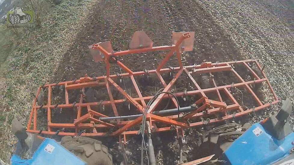 Voorjaar 2017 begonnen !! Ford 7840 SLE Dokaco 5,3 meter Trekkerweb