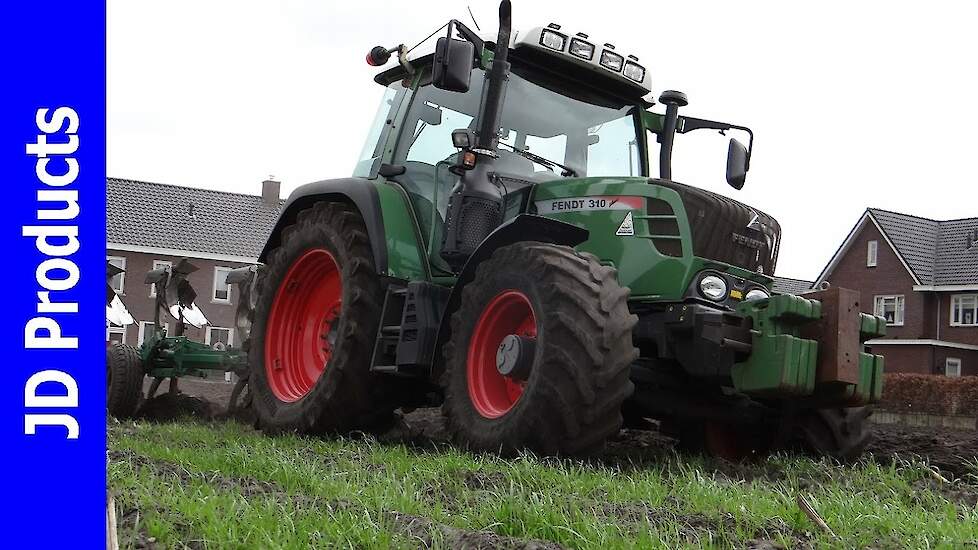 Fendt 310/Ploegen/Ploughing/Pflügen/Bloemendal/Elspeet/2017